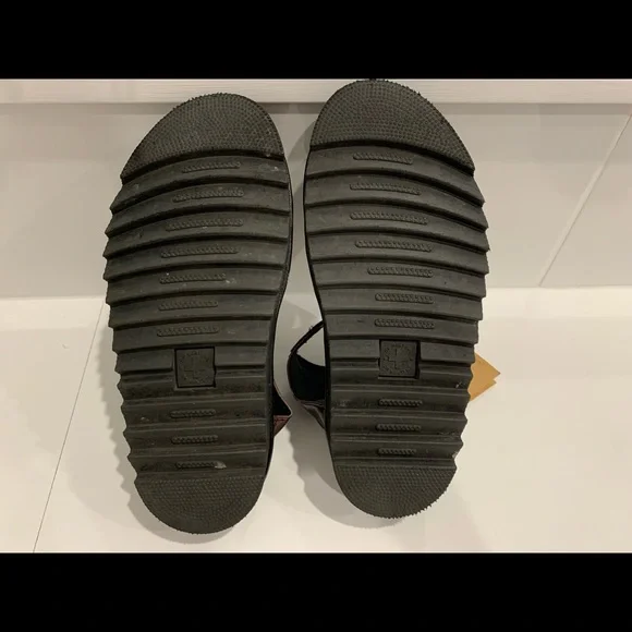 Cherry red Doc sandals - Picture 7 of 7